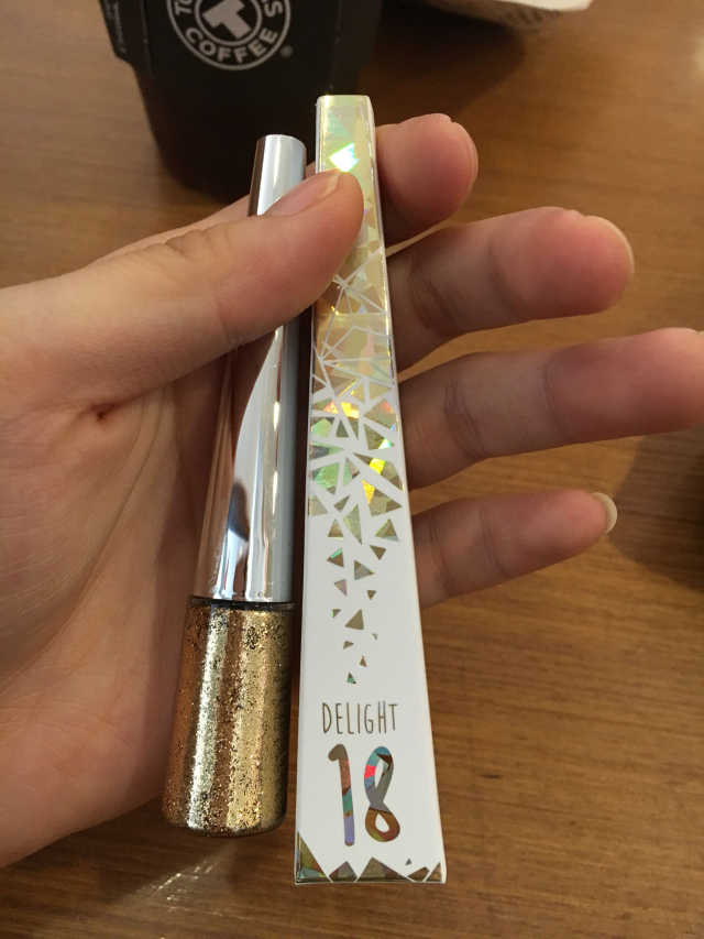 홀리몰리 글리터라이너 리뷰 사진