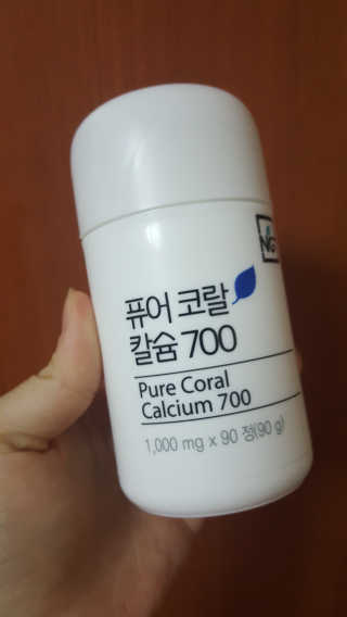 네츄럴굿띵스 퓨어 코랄 칼슘 700 30일분 — 5점을 준 리뷰어가 2018년 10월 올린 사용 사진