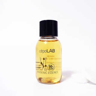 세포랩 바이오제닉 에센스 30ml 특별팩 — 5점을 준 리뷰어가 2018년 5월 올린 사용 사진