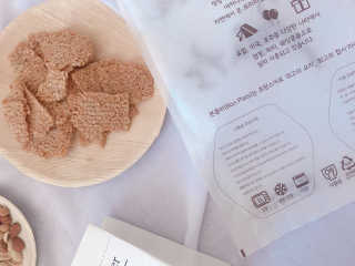 본플라 친환경 야자나무잎 접시 — 4.67점을 준 리뷰어가 2018년 8월 올린 사용 사진