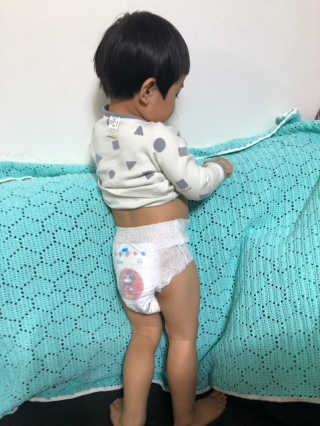 보솜이 베이비케어 팬티형 기저귀 — 4.5점을 준 리뷰어가 2019년 3월 올린 사용 사진