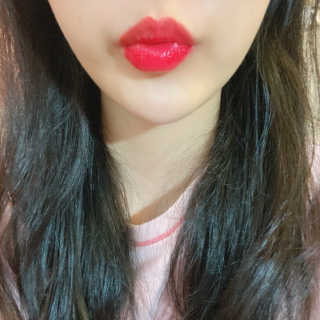 릴리바이레드 쥬시라이어 워터틴트 02 체리 크러쉬인 척 — 5점을 준 리뷰어가 2020년 3월 올린 사용 사진