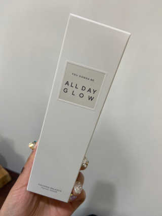 ALL DAY GLOW [올데이글로우] 카밍 밸런스 페이셜 토너 200ml — 4점을 준 리뷰어가 2019년 12월 올린 사용 사진