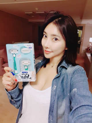 도루코 페이스 [여성용 제모기] 도루코 샤이 크리미 — 5점을 준 리뷰어가 2018년 5월 올린 사용 사진