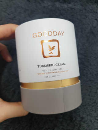 GoodDay Skincare GoodDay 강황크림 50g — 5점을 준 리뷰어가 2019년 12월 올린 사용 사진
