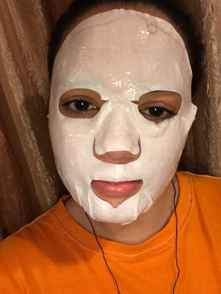 아이뽀 모든 피부 타입을위한 AIPPO Expert Hydrating Mask — 4.67점을 준 리뷰어가 2018년 2월 올린 사용 사진