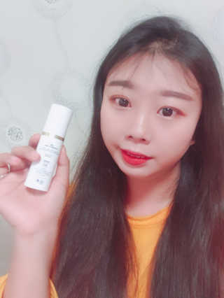니텔라 바이탈 클라우드 에센스 — 4점을 준 리뷰어가 2019년 11월 올린 사용 사진