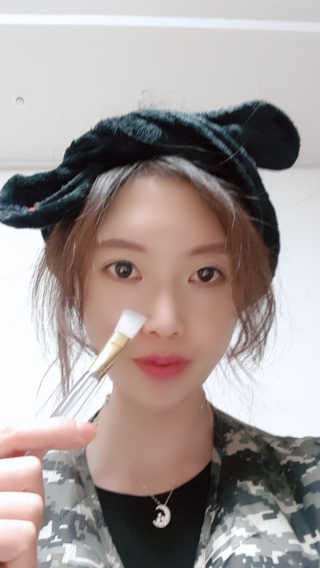 SWISSE 스위스 마누카 허니 디톡시파잉 페이셜 마스크 — 5점을 준 리뷰어가 2019년 12월 올린 사용 사진
