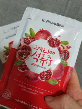 프롬바이오 오직 석류만 [그대로100 석류즙] 하루 1포로 건강하게 — 5점을 준 리뷰어가 2019년 10월 올린 사용 사진