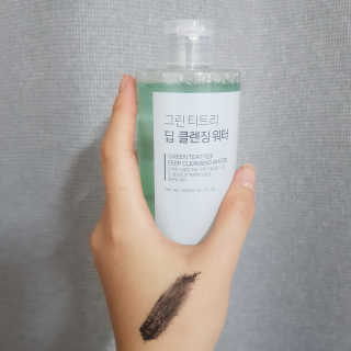 (주)에네스티 그린 티트리 딥 클렌징 워터 300ml — 5점을 준 리뷰어가 2019년 11월 올린 사용 사진