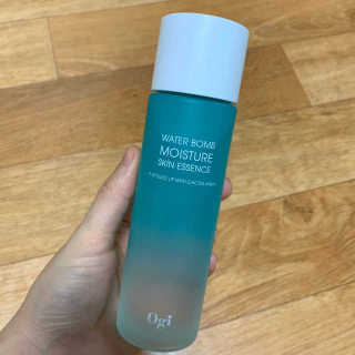 오지아이 워터 밤 모이스처 스킨 에센스 180ml — 5점을 준 리뷰어가 2020년 1월 올린 사용 사진