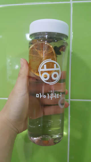 ㅎㅎ마이워터 ㅎㅎ 마이워터 과일워터팩+전용보틀_레몬오렌지 — 5점을 준 리뷰어가 2017년 10월 올린 사용 사진