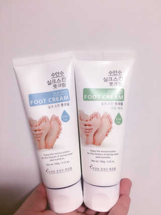 (주)에네스티 에네스티 수안수 실크스킨 풋크림 1+1 — 4점을 준 리뷰어가 2019년 12월 올린 사용 사진