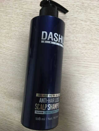 다슈코리아 다슈 데일리 단백질 한방 두피 골드 샴푸 500ml — 5점을 준 리뷰어가 2018년 11월 올린 사용 사진