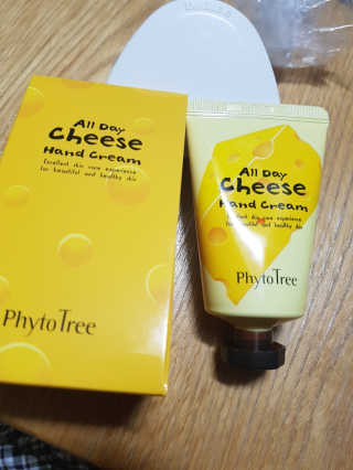 피토트리 치즈핸드크림 — 5점을 준 리뷰어가 2017년 10월 올린 사용 사진