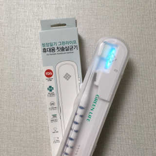 네온마켓 청정일기 휴대용 칫솔살균기 — 5점을 준 리뷰어가 2019년 3월 올린 사용 사진