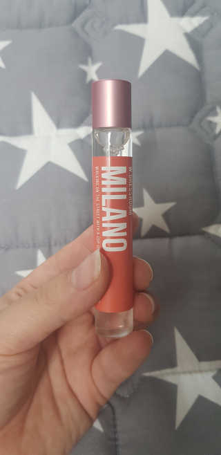 더블유드레스룸 롤 온 퍼퓸EDT 10ml — 4.17점을 준 리뷰어가 2018년 10월 올린 사용 사진