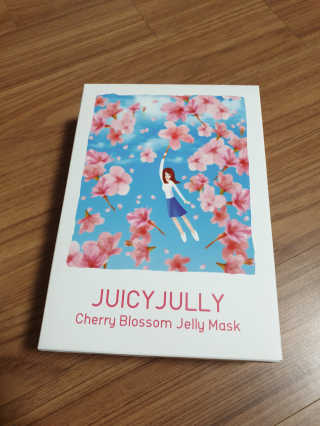 쥬시줄리 체리블라썸 젤리겔 마스크 — 5점을 준 리뷰어가 2020년 3월 올린 사용 사진