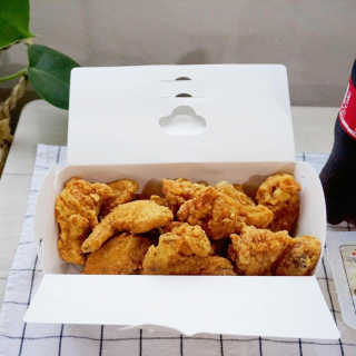 [치킨마루]-  빠사칸윙봉현미 + 콜라 500ml — 4점을 준 리뷰어가 2019년 7월 올린 사용 사진