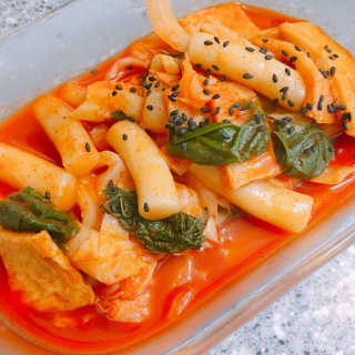 미쓰리떡볶이 just 10 min 패키지 — 5점을 준 리뷰어가 2018년 5월 올린 사용 사진