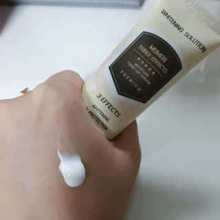 메이메리 쓰리이펙츠 모이스처 톤업크림 50ml — 5점을 준 리뷰어가 2019년 11월 올린 사용 사진