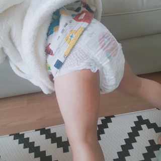 보솜이 베이비케어 팬티형 기저귀 — 5점을 준 리뷰어가 2019년 3월 올린 사용 사진