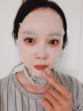 수이스킨 스위스킨-에센스 드레싱 마스크 모이스처 블루 — 4.33점을 준 리뷰어가 2018년 11월 올린 사용 사진