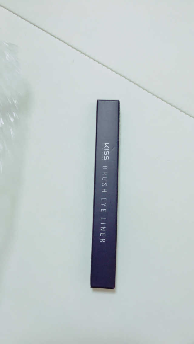 키스뉴욕 브러쉬 아이라이너 리뷰 사진