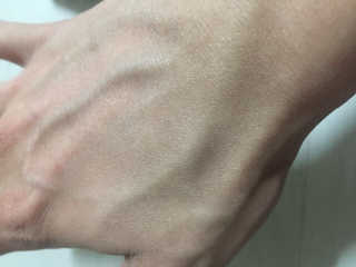 다슈코리아 다슈 맨즈 톤 업 비비로션 40ml — 4.17점을 준 리뷰어가 2018년 5월 올린 사용 사진