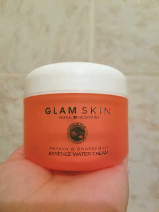 그랑셀 GLAMSKIN Water Essence Cream — 5점을 준 리뷰어가 2017년 12월 올린 사용 사진