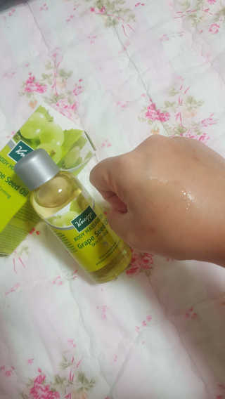 [크나이프] 그레이프씨드 슬리밍 마사지오일 100ml — 5점을 준 리뷰어가 2019년 9월 올린 사용 사진