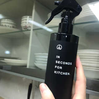 PEACE MOMENT 피스모먼트 인세컨즈포키친 320mL 천연살균소독제 — 5점을 준 리뷰어가 2018년 11월 올린 사용 사진
