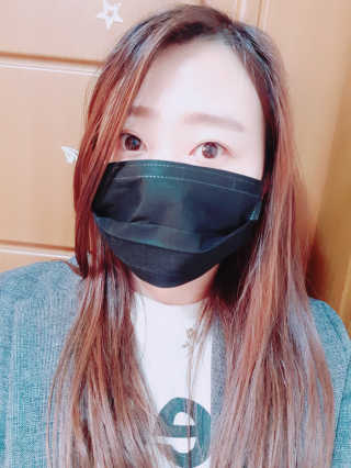 [닥터퓨리] 소프트터치 건강 + UV 블랙스타일 마스크 — 5점을 준 리뷰어가 2019년 4월 올린 사용 사진