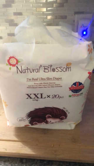 네추럴블라썸 NATURAL BLOSSOM 슈퍼 얇은 바지 기저귀 — 4.5점을 준 리뷰어가 2018년 12월 올린 사용 사진