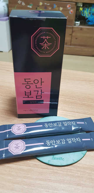 동안보감 얼작차 붓기를 빼주는 동안보감 한방 프리미엄 얼작차 — 5점을 준 리뷰어가 2019년 10월 올린 사용 사진
