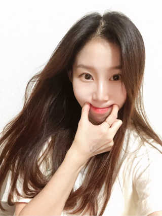 피움 스킨바리스타 2in1 화이트 페이스 퍼펙션 50ml — 4.33점을 준 리뷰어가 2018년 10월 올린 사용 사진