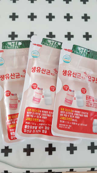 마띠유 생유산균 먹고 또 요구르트도 먹고 30알X2 + 10알X1 — 5점을 준 리뷰어가 2018년 8월 올린 사용 사진