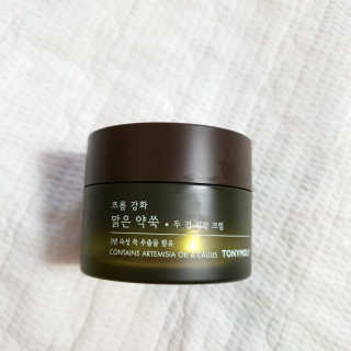 토니모리 프롬 강화 맑은 약쑥 두 겹 진정 크림 — 4.5점을 준 리뷰어가 2019년 9월 올린 사용 사진