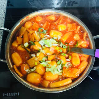 미쓰리떡볶이 just 10 min 패키지 — 5점을 준 리뷰어가 2018년 5월 올린 사용 사진