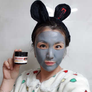 SWISSE 스위스 마누카 허니 디톡시파잉 페이셜 마스크 — 5점을 준 리뷰어가 2020년 1월 올린 사용 사진