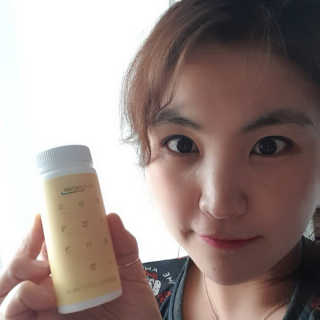 힐링팩토리 오늘도 가볍게 저분자 피쉬 콜라겐 정 — 5점을 준 리뷰어가 2020년 3월 올린 사용 사진