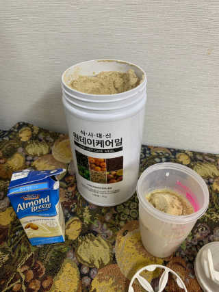 (주)이스터비엔에프 식사대용선식 원데이케어밀 1KG 대용량 — 4.5점을 준 리뷰어가 2019년 1월 올린 사용 사진