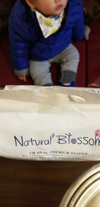 네추럴블라썸 NATURAL BLOSSOM 슈퍼 얇은 바지 기저귀 — 5점을 준 리뷰어가 2018년 11월 올린 사용 사진