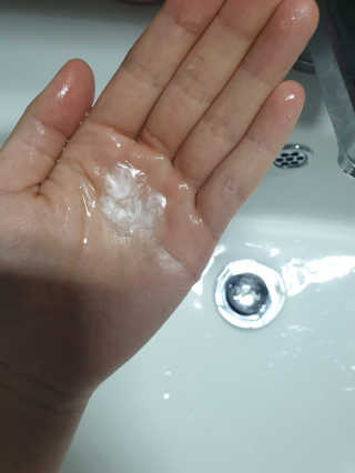 (주)에네스티 내추럴 촉촉  오트밀 바디워시 500ml — 5점을 준 리뷰어가 2019년 10월 올린 사용 사진