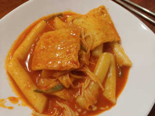 [홍코너떡볶이]옛날떡볶이 인기맛 4팩세트 — 5점을 준 리뷰어가 2019년 11월 올린 사용 사진