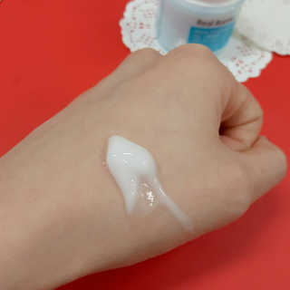 리얼베리어 아쿠아 수딩 젤 크림 대용량 기획세트 — 5점을 준 리뷰어가 2018년 5월 올린 사용 사진