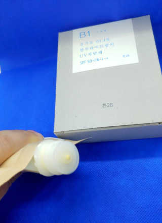 톤28 유기농 블루라이트 방어 UV 차단거리 건성용 B1 — 5점을 준 리뷰어가 2019년 4월 올린 사용 사진