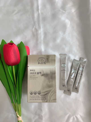 [하우투잇] 뤼에르 쿠르브 블랙 10ml x 30포 총 300ml — 5점을 준 리뷰어가 2020년 3월 올린 사용 사진