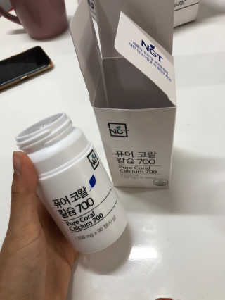 네츄럴굿띵스 퓨어 코랄 칼슘 700 30일분 — 4.5점을 준 리뷰어가 2018년 11월 올린 사용 사진