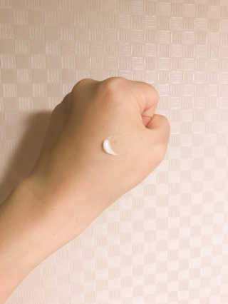 페어아크네 크리미폼 페어아크네 크리미 폼 — 3.5점을 준 리뷰어가 2019년 8월 올린 사용 사진
